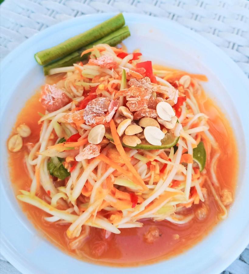 Ban Ing Suan Hotel Samut Prakan Bagian luar foto